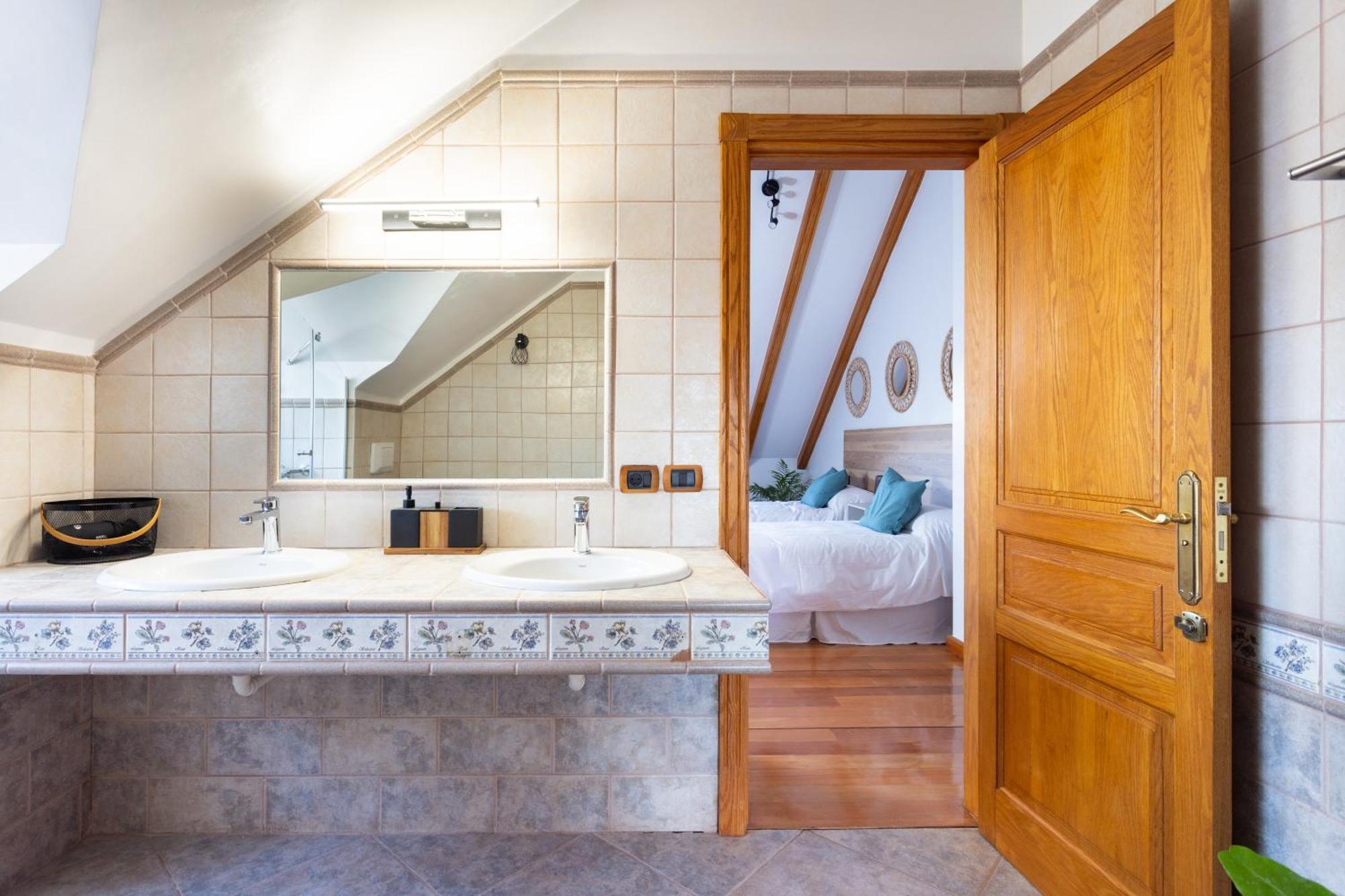 Casa Lali Habitacion Bano Compartido Σαν Κριστόμπαλ ντε Λα Λαγούνα Εξωτερικό φωτογραφία